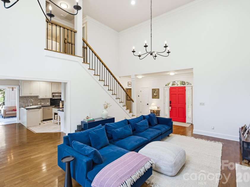7201 Charter Brook Drive, Charlotte, NC 28270.  MLS# CAR4433966, YatesRealty ID 57960. 