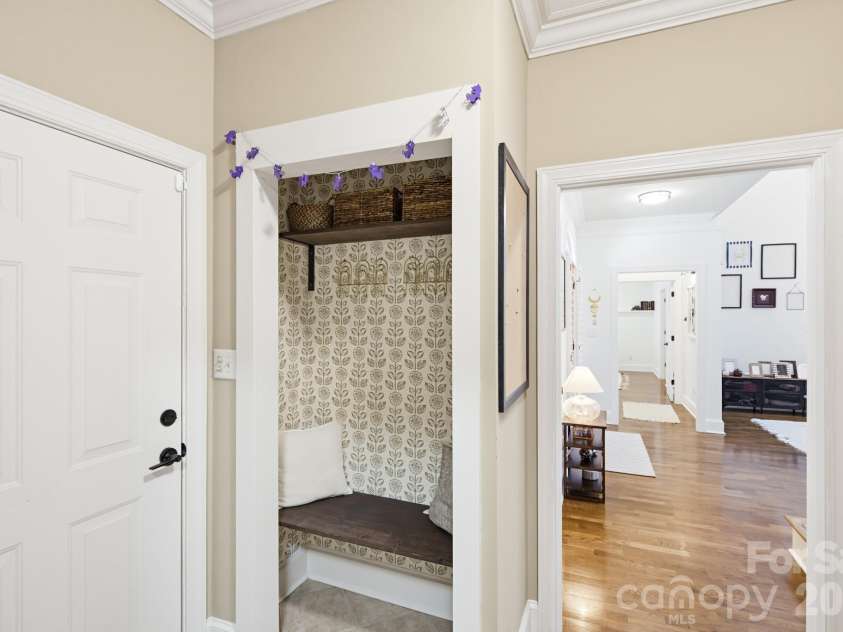 7201 Charter Brook Drive, Charlotte, NC 28270.  MLS# CAR4433966, YatesRealty ID 57960. 