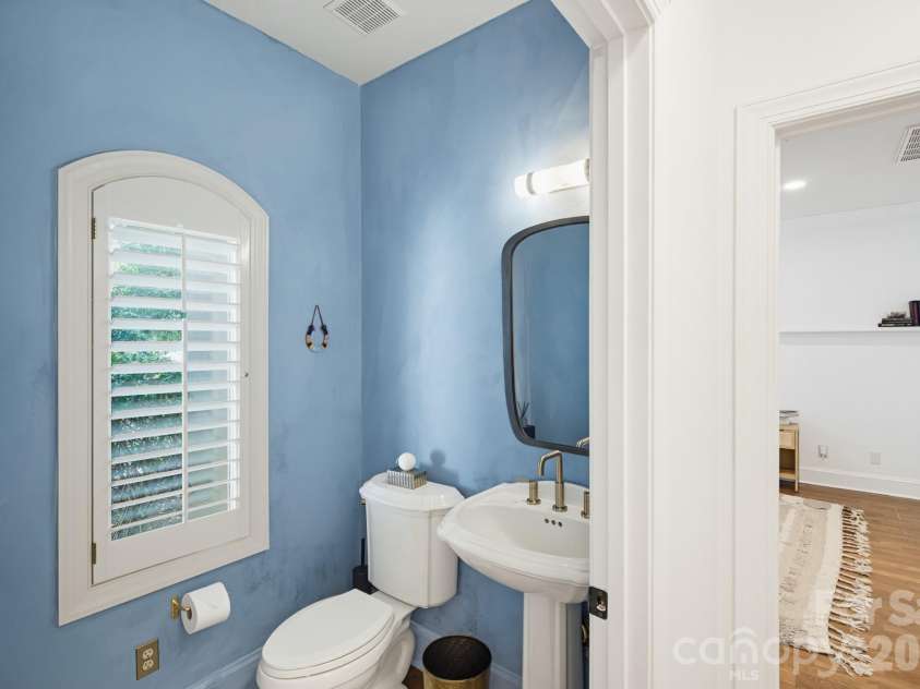 7201 Charter Brook Drive, Charlotte, NC 28270.  MLS# CAR4433966, YatesRealty ID 57960. 