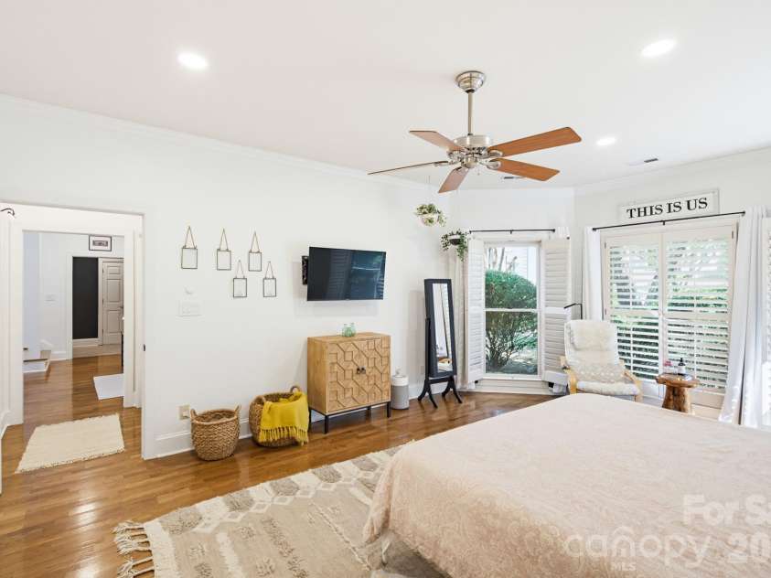 7201 Charter Brook Drive, Charlotte, NC 28270.  MLS# CAR4433966, YatesRealty ID 57960. 