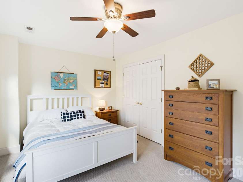 7201 Charter Brook Drive, Charlotte, NC 28270.  MLS# CAR4433966, YatesRealty ID 57960. 