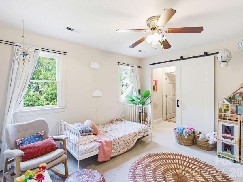 7201 Charter Brook Drive, Charlotte, NC 28270.  MLS# CAR4433966, YatesRealty ID 57960. 