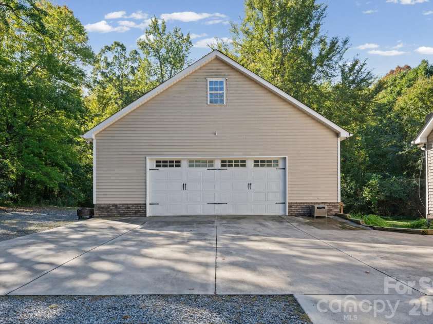 25922 Lingerfelt Road, Albemarle, NC 28001.  MLS# CAR4433549, YatesRealty ID 57962. 