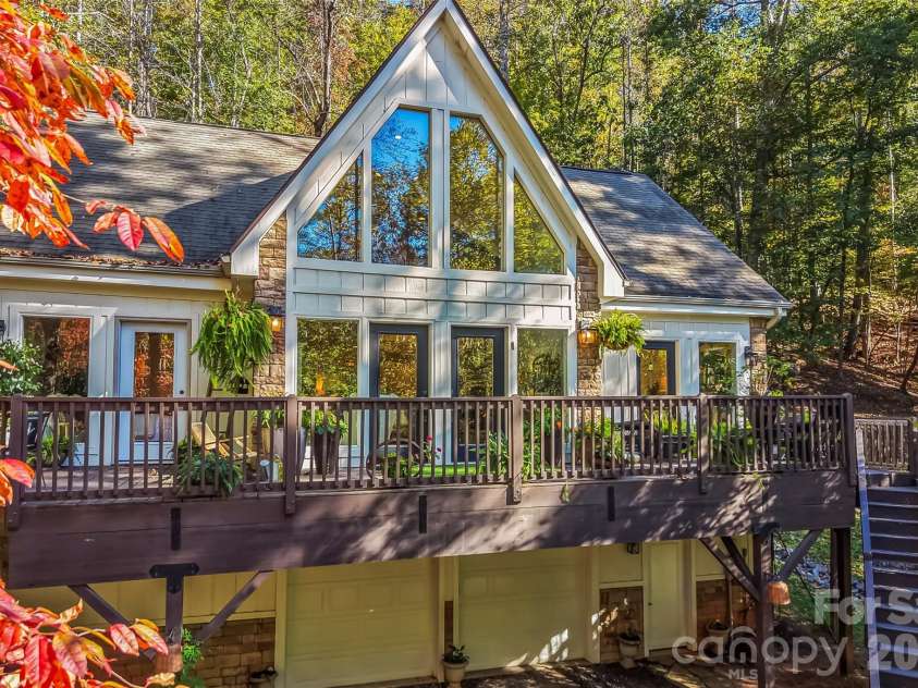 237 Mallard Road, Lake Lure, NC 28746.  MLS# CAR4433901, YatesRealty ID 57963. 