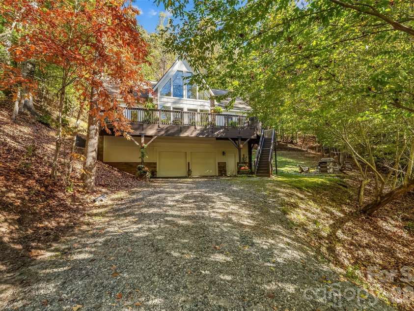 237 Mallard Road, Lake Lure, NC 28746.  MLS# CAR4433901, YatesRealty ID 57963. 