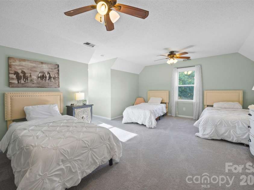 3076 Crestview Lane, Lancaster, SC 29720.  MLS# CAR4433451, YatesRealty ID 57965. 2nd bedroom