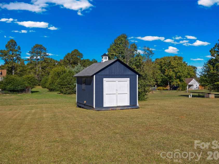 3076 Crestview Lane, Lancaster, SC 29720.  MLS# CAR4433451, YatesRealty ID 57965. Shed