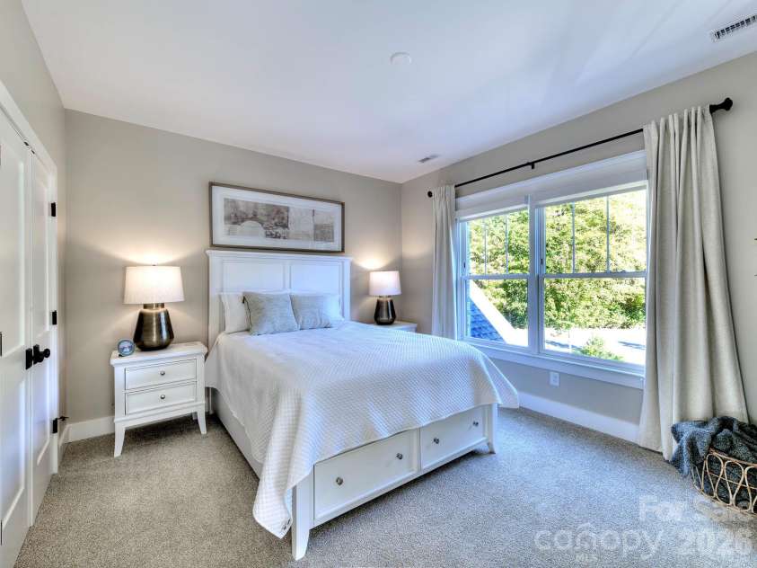 8833 Kerns Meadow Lane, Huntersville, NC 28078.  MLS# CAR4432652, YatesRealty ID 57967. 