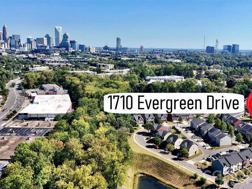 1710 Evergreen Drive, Charlotte, NC 28208.  MLS# CAR4433054, YatesRealty ID 57968. 