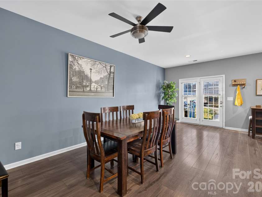 1710 Evergreen Drive, Charlotte, NC 28208.  MLS# CAR4433054, YatesRealty ID 57968. 