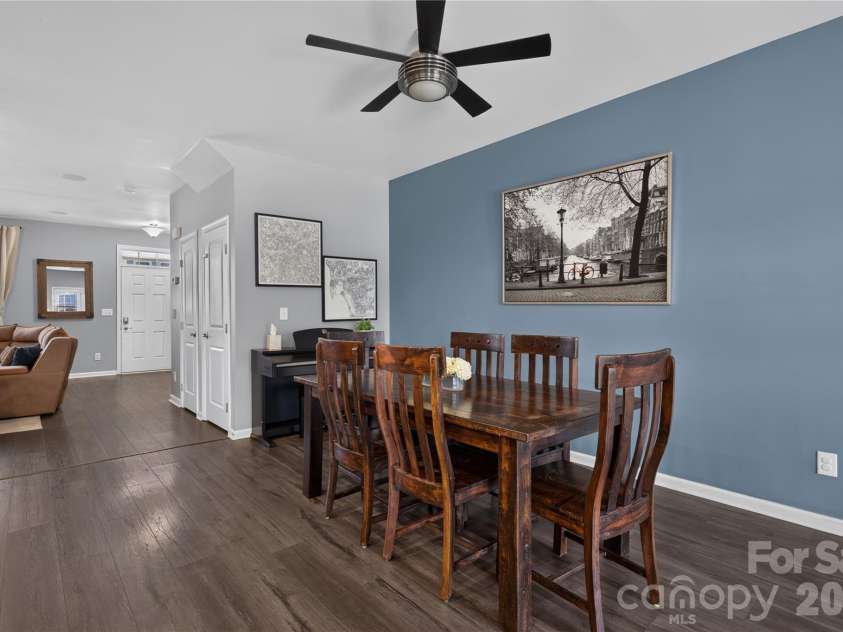 1710 Evergreen Drive, Charlotte, NC 28208.  MLS# CAR4433054, YatesRealty ID 57968. 