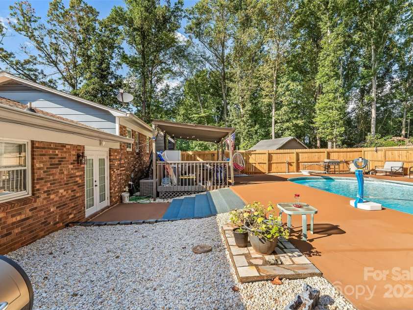 304 Parlier Avenue, Conover, NC 28613.  MLS# CAR4321897, YatesRealty ID 5797. 