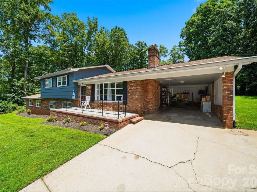 304 Parlier Avenue, Conover, NC 28613.  MLS# CAR4321897, YatesRealty ID 5797. 