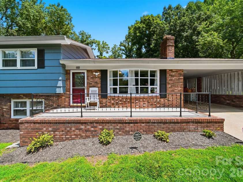 304 Parlier Avenue, Conover, NC 28613.  MLS# CAR4321897, YatesRealty ID 5797. 
