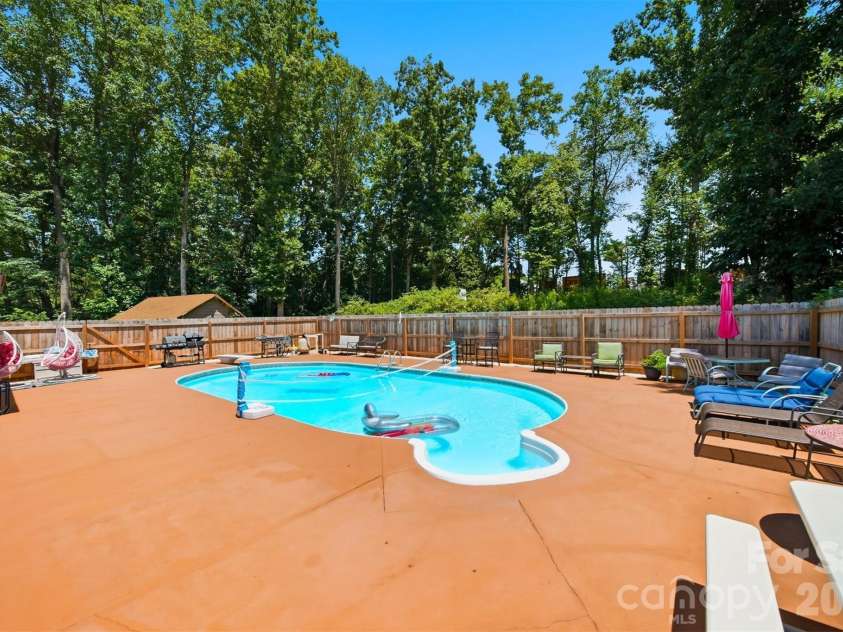 304 Parlier Avenue, Conover, NC 28613.  MLS# CAR4321897, YatesRealty ID 5797. 