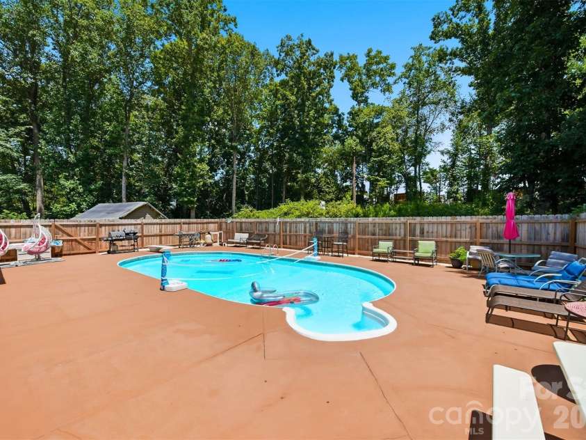 304 Parlier Avenue, Conover, NC 28613.  MLS# CAR4321897, YatesRealty ID 5797. 