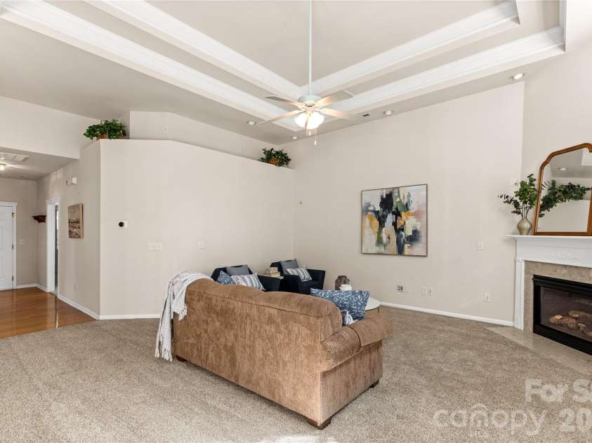 3820 Planters Watch Drive, Charlotte, NC 28278.  MLS# CAR4429944, YatesRealty ID 57971. 