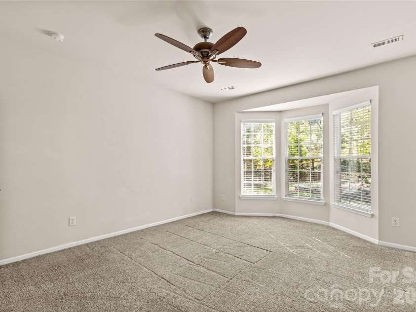 3820 Planters Watch Drive, Charlotte, NC 28278.  MLS# CAR4429944, YatesRealty ID 57971. Primary bedroom