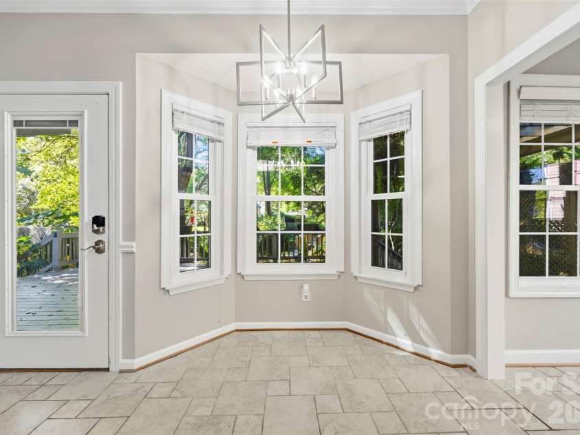 9014 Pickering Grove Lane, Charlotte, NC 28216.  MLS# CAR4420257, YatesRealty ID 57977. 