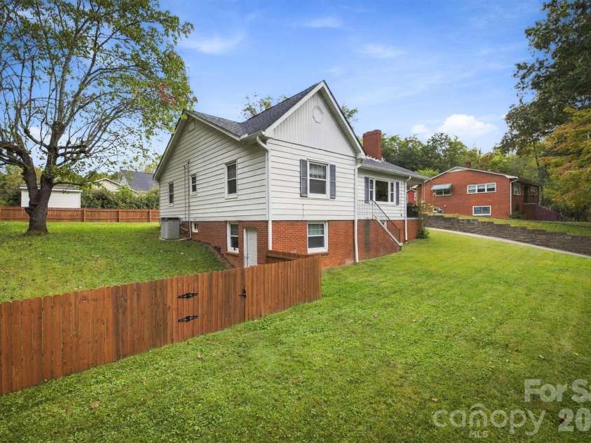 214 Morehead Street, Morganton, NC 28655.  MLS# CAR4421785, YatesRealty ID 57982. 