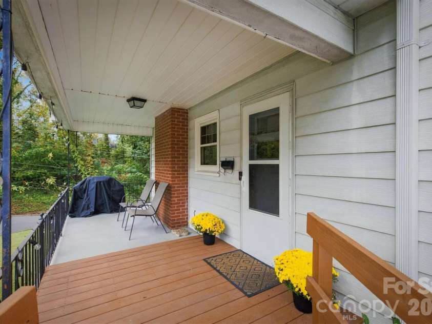214 Morehead Street, Morganton, NC 28655.  MLS# CAR4421785, YatesRealty ID 57982. 