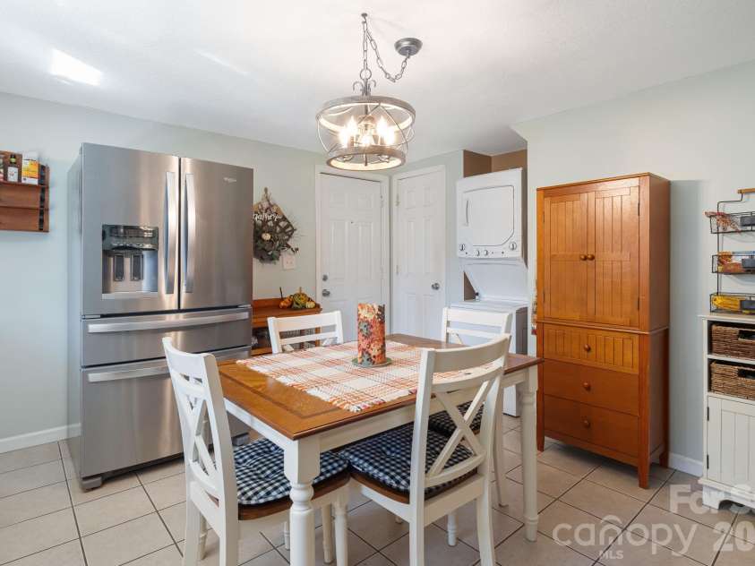 39 Brown Cove Road, Clyde, NC 28721.  MLS# CAR4433477, YatesRealty ID 57984. Dining area