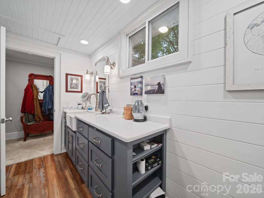 479 Union Street, Concord, NC 28025.  MLS# CAR4433876, YatesRealty ID 57987. 