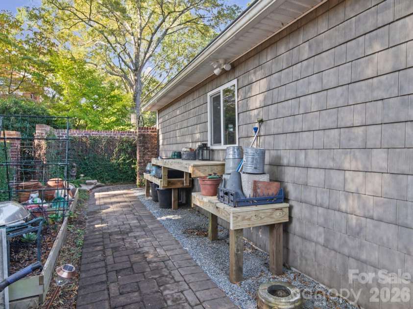 479 Union Street, Concord, NC 28025.  MLS# CAR4433876, YatesRealty ID 57987. 