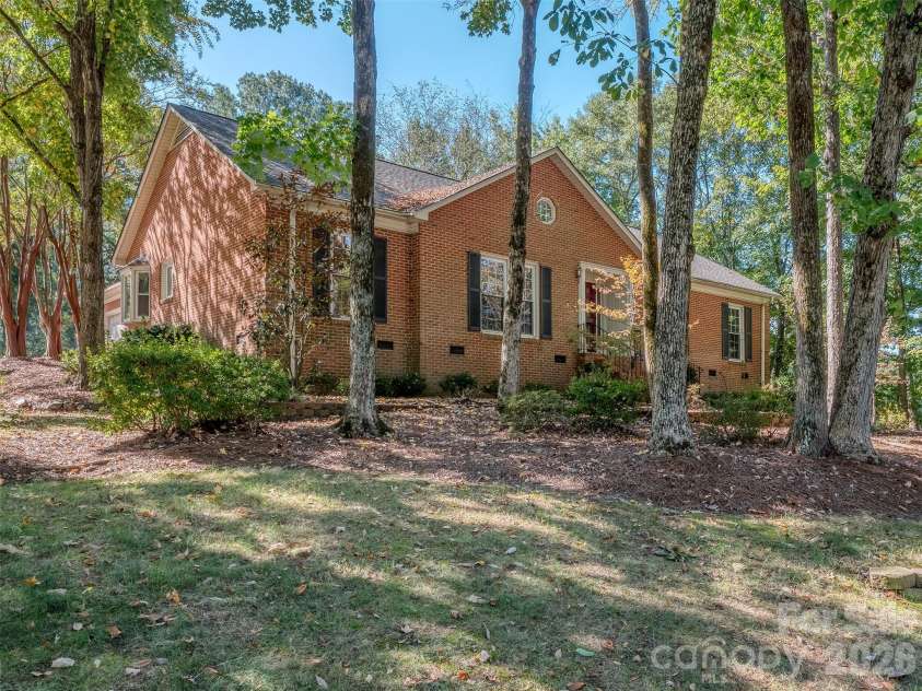7301 Lee Rea Road, Charlotte, NC 28226.  MLS# CAR4428140, YatesRealty ID 57988. Front Elevation