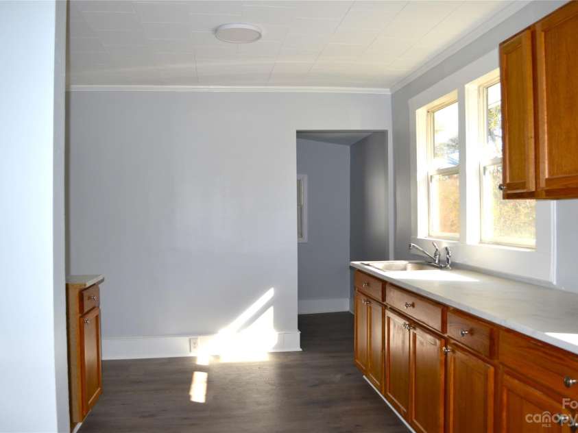 1240 Hollywood Terrace, Albemarle, NC 28001.  MLS# CAR4082586, YatesRealty ID 58. Kitchen