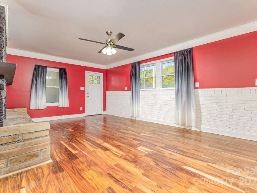 41 Fleetwood Drive, Concord, NC 28027.  MLS# CAR4318616, YatesRealty ID 580. 