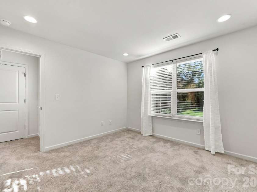 4715 Crestmont Drive, Charlotte, NC 28205.  MLS# CAR4436619, YatesRealty ID 58001. Bedroom 3