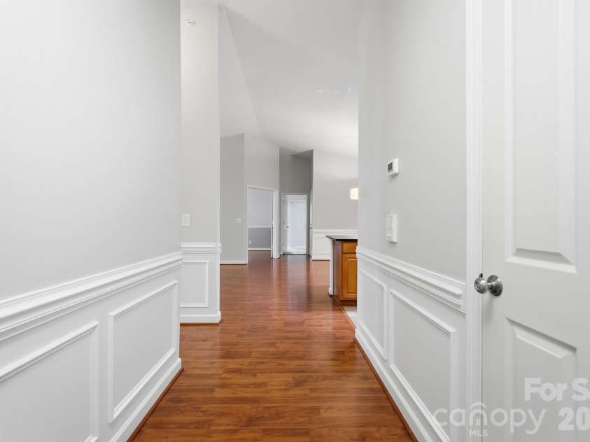 16752 Amberside Road, Cornelius, NC 28031.  MLS# CAR4435961, YatesRealty ID 58002. 