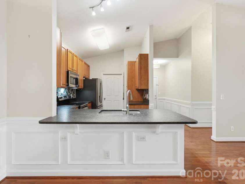 16752 Amberside Road, Cornelius, NC 28031.  MLS# CAR4435961, YatesRealty ID 58002. 