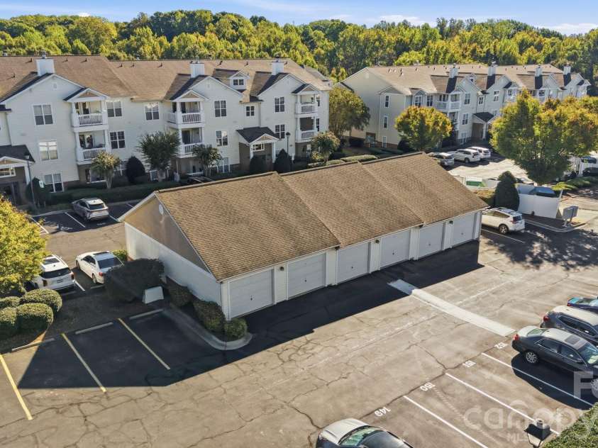 16752 Amberside Road, Cornelius, NC 28031.  MLS# CAR4435961, YatesRealty ID 58002. 