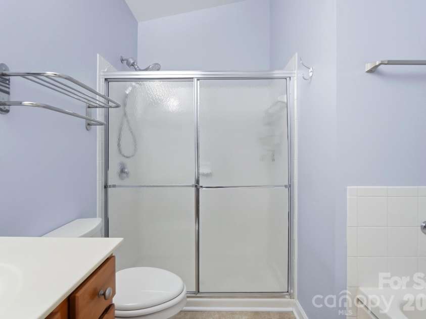 16752 Amberside Road, Cornelius, NC 28031.  MLS# CAR4435961, YatesRealty ID 58002. Primary Bathroom w/Walk-in Shower