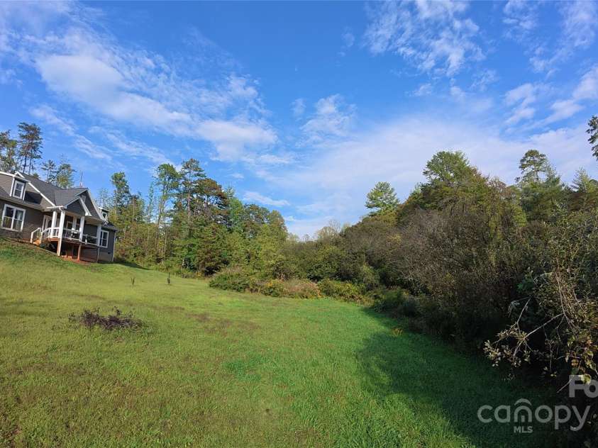 19 Higgins Road, Weaverville, NC 28787.  MLS# CAR4245935, YatesRealty ID 5801. 