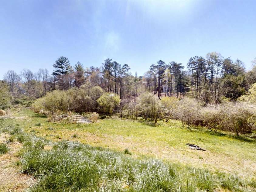 19 Higgins Road, Weaverville, NC 28787.  MLS# CAR4245935, YatesRealty ID 5801. 