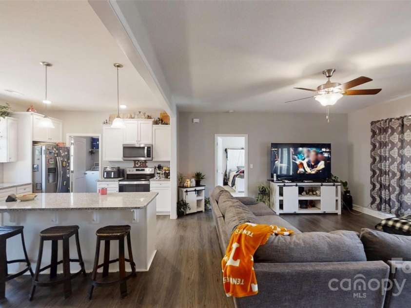 19 Higgins Road, Weaverville, NC 28787.  MLS# CAR4245935, YatesRealty ID 5801. 