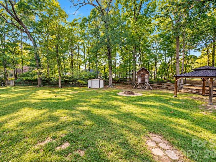 2204 Wheaton Way, Monroe, NC 28112.  MLS# CAR4435013, YatesRealty ID 58010. 