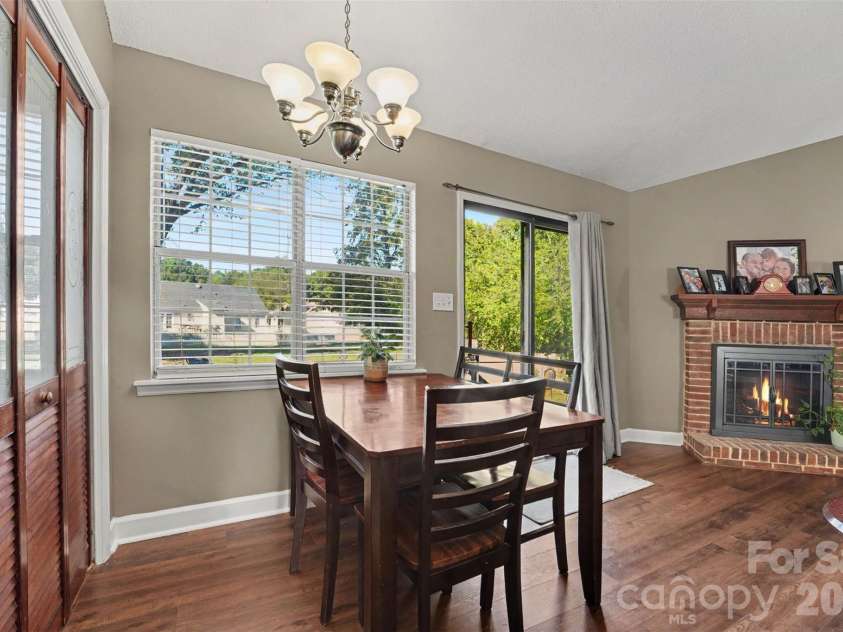 1507 Crestdale Road, Rock Hill, SC 29732.  MLS# CAR4436116, YatesRealty ID 58011. 