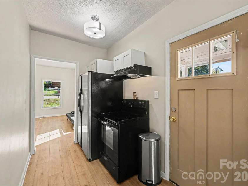 132 Loomis Street, Chester, SC 29706.  MLS# CAR4421500, YatesRealty ID 58017. 