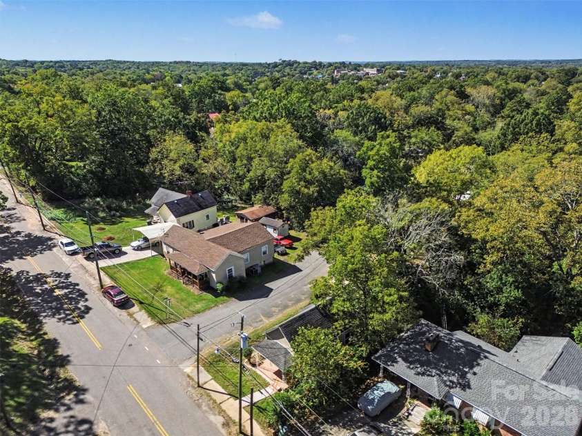 132 Loomis Street, Chester, SC 29706.  MLS# CAR4421500, YatesRealty ID 58017. 