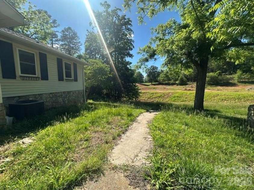 1523 Buck Ford Road, Shelby, NC 28152.  MLS# CAR4357062, YatesRealty ID 5802. 