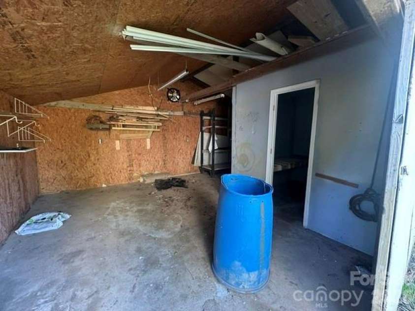 1523 Buck Ford Road, Shelby, NC 28152.  MLS# CAR4357062, YatesRealty ID 5802. 