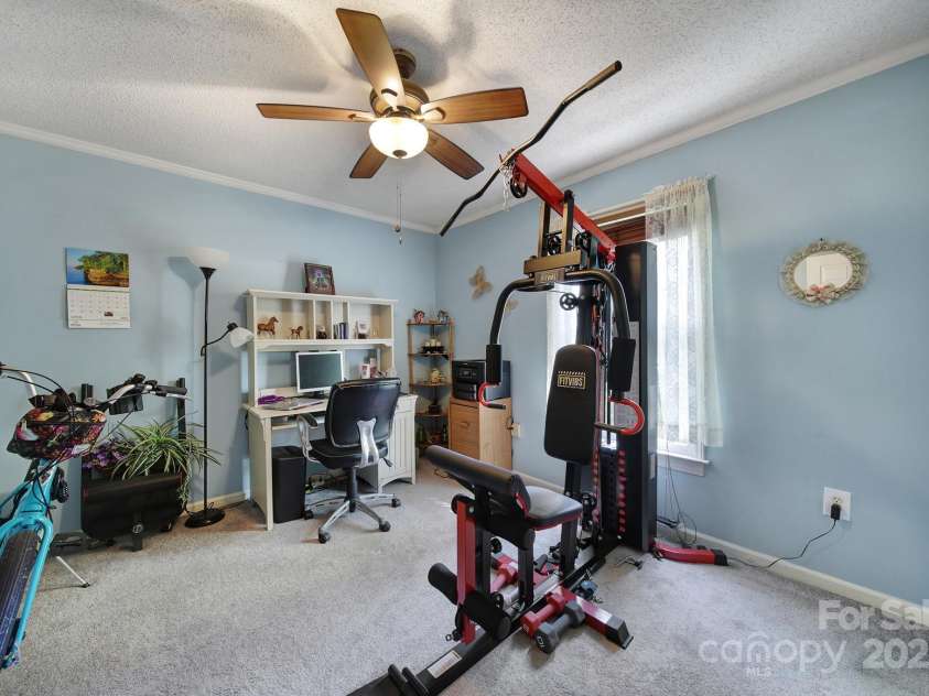 216 16th Street, Kannapolis, NC 28081.  MLS# CAR4245615, YatesRealty ID 5802. 