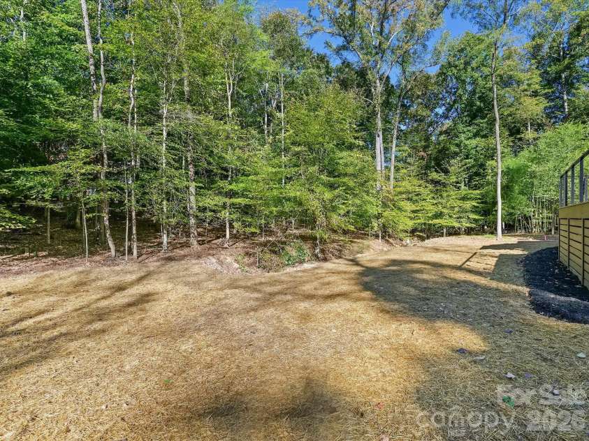 5401 Lancelot Drive, Charlotte, NC 28270.  MLS# CAR4432070, YatesRealty ID 58021. 