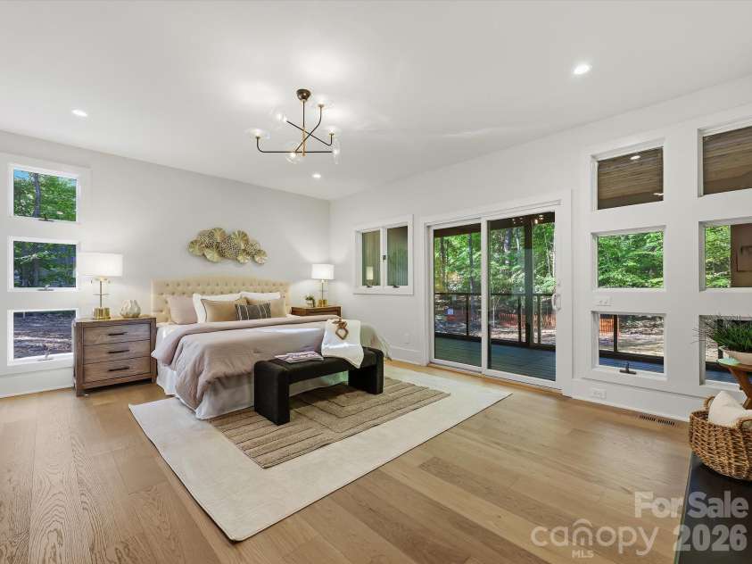 5401 Lancelot Drive, Charlotte, NC 28270.  MLS# CAR4432070, YatesRealty ID 58021. Primary bedroom on main