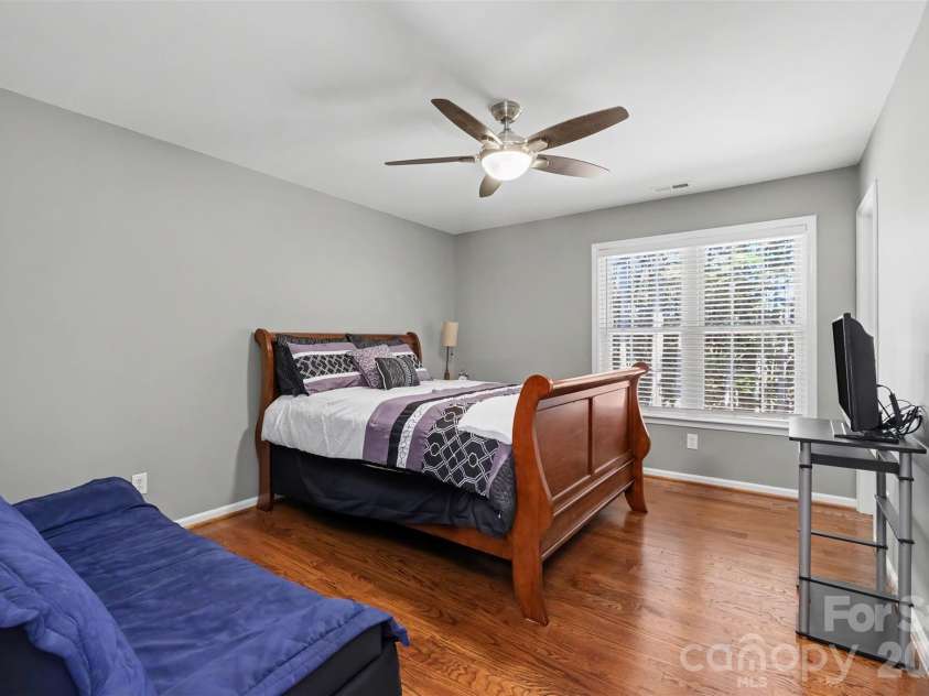 11538 Shimmering Lake Drive, Charlotte, NC 28214.  MLS# CAR4432804, YatesRealty ID 58022. 