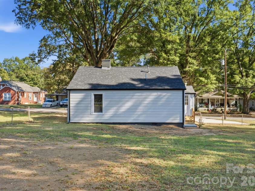 906 Longview Avenue, Kannapolis, NC 28081.  MLS# CAR4436720, YatesRealty ID 58024. 